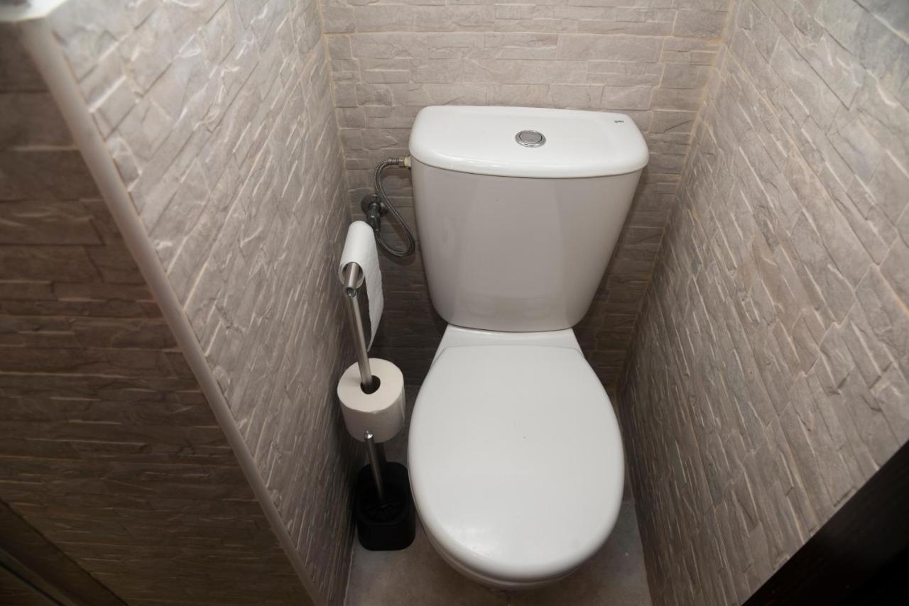 180 Home Apartamento En El Centro Buena Ubicacion Peral セビリア エクステリア 写真
