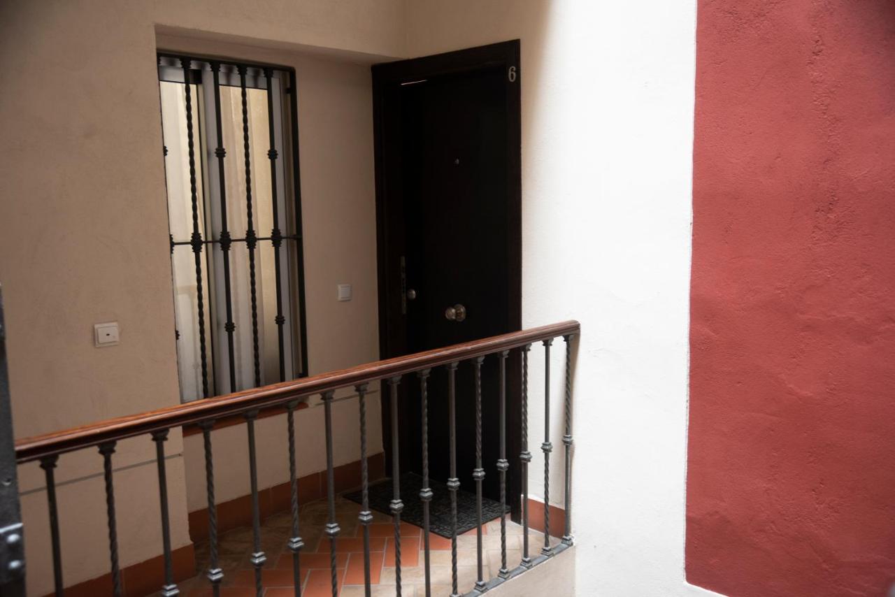 180 Home Apartamento En El Centro Buena Ubicacion Peral セビリア エクステリア 写真