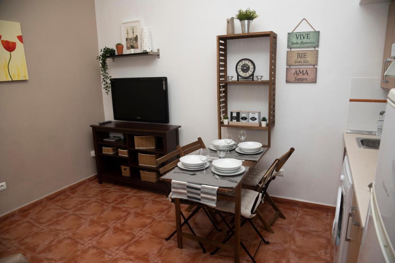 180 Home Apartamento En El Centro Buena Ubicacion Peral セビリア エクステリア 写真